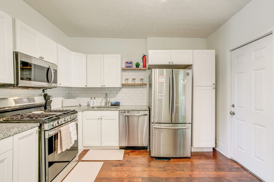 Kitchen | 1st Floor
