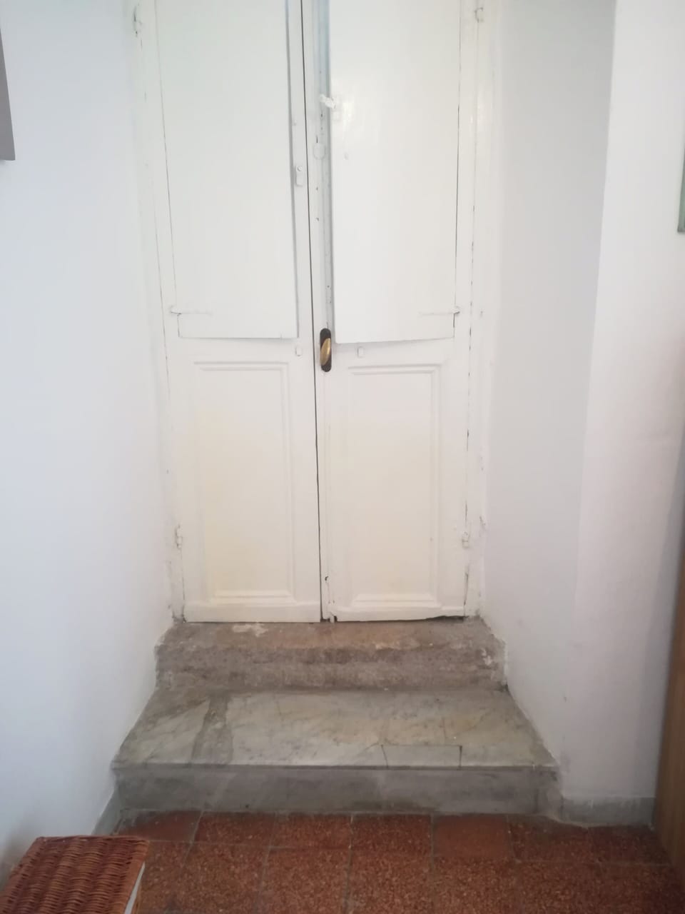 The old balcony in the bedroom 2