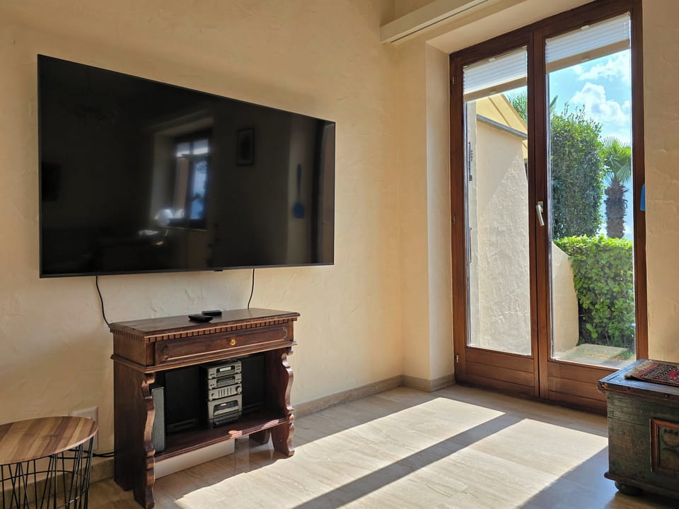 TV / multimedia