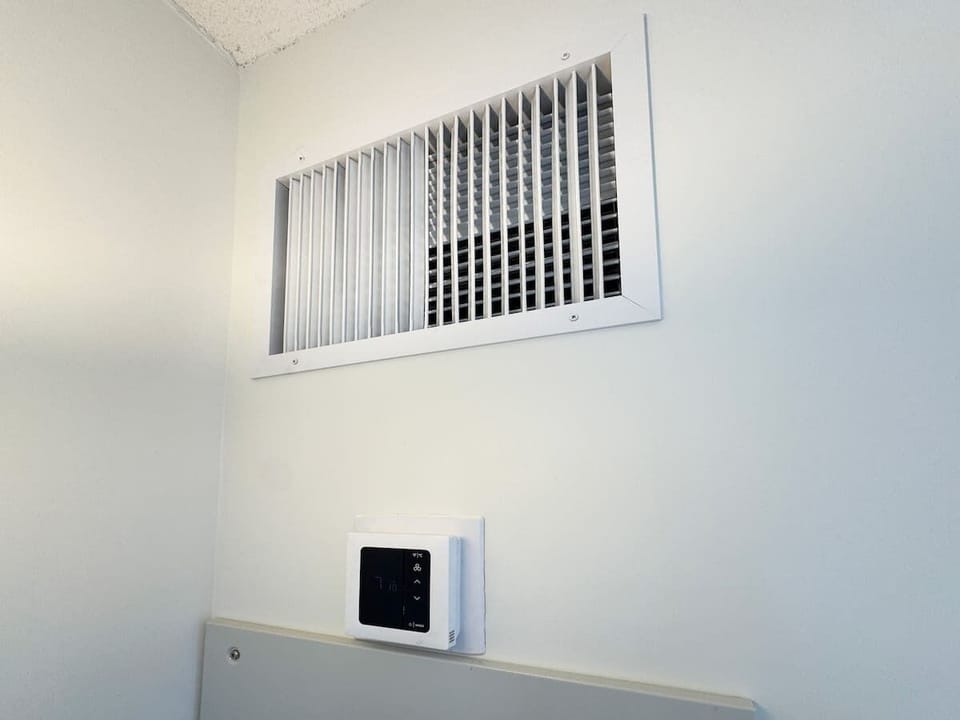 Keep your cool with the central air conditioning system of the unit