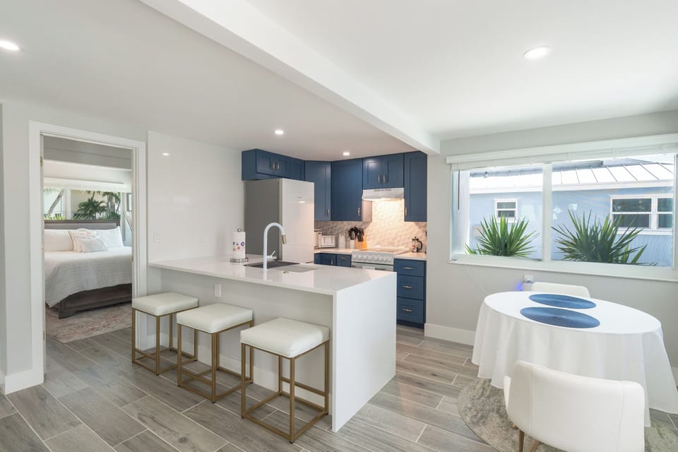 Newly renovated Kitchen with everything you need for your stay!