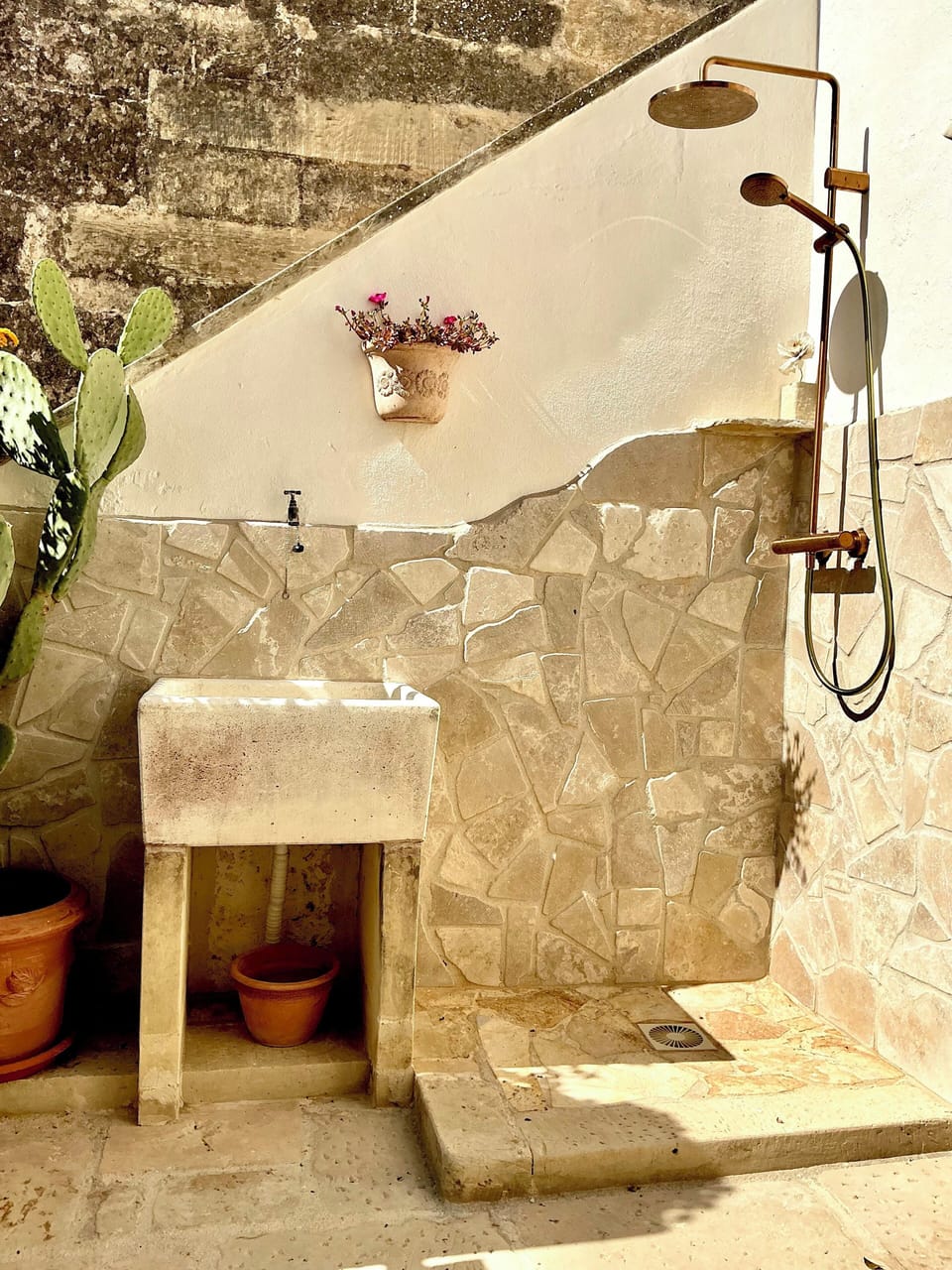 Outdoorshower