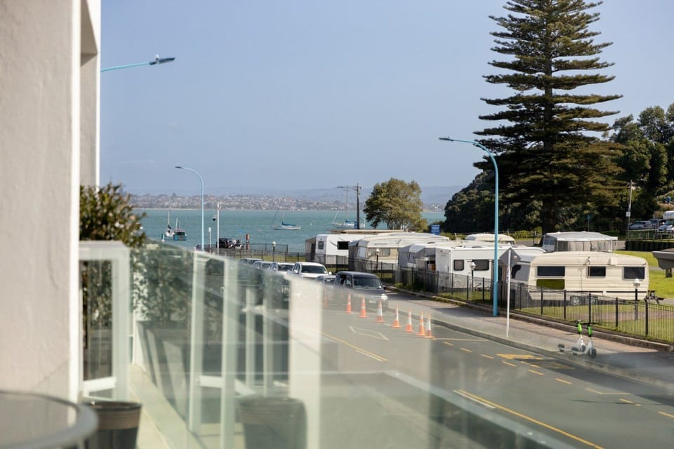 Pilot Bay View