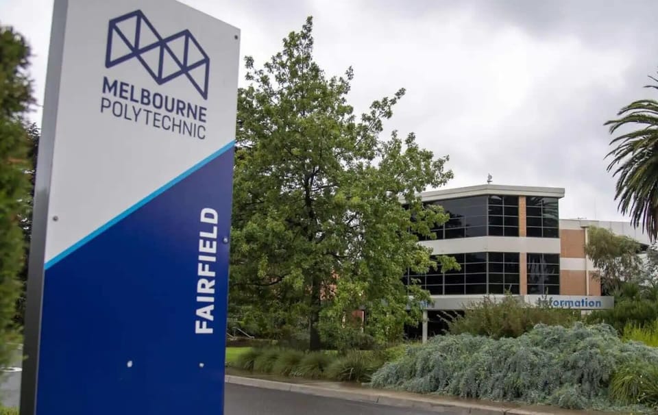5min drive to Melbourne Polytechnic (Fairfiled Campus)