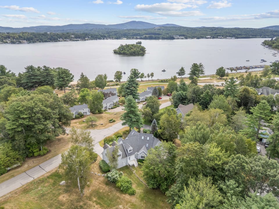 Cozy gated community for a relaxing get away.