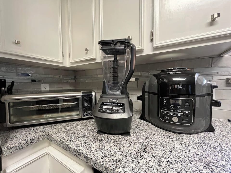 Everything you need – appliances ready for your stay.
