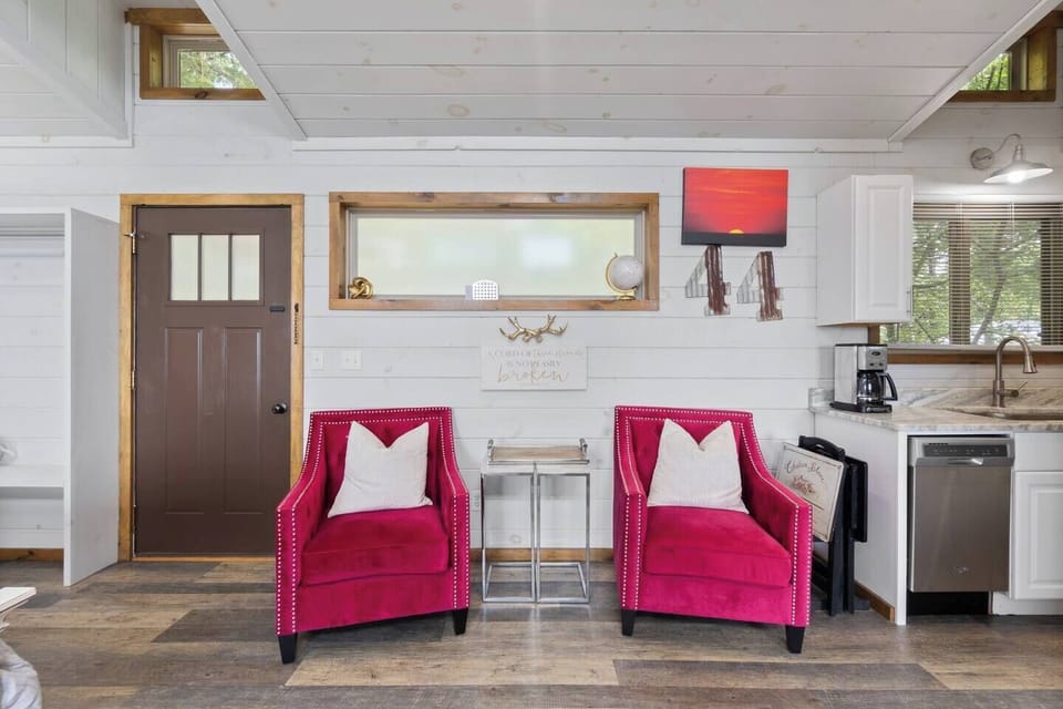 1215fccf-e2d9-4d1d-b77e-5a64dc3ae827