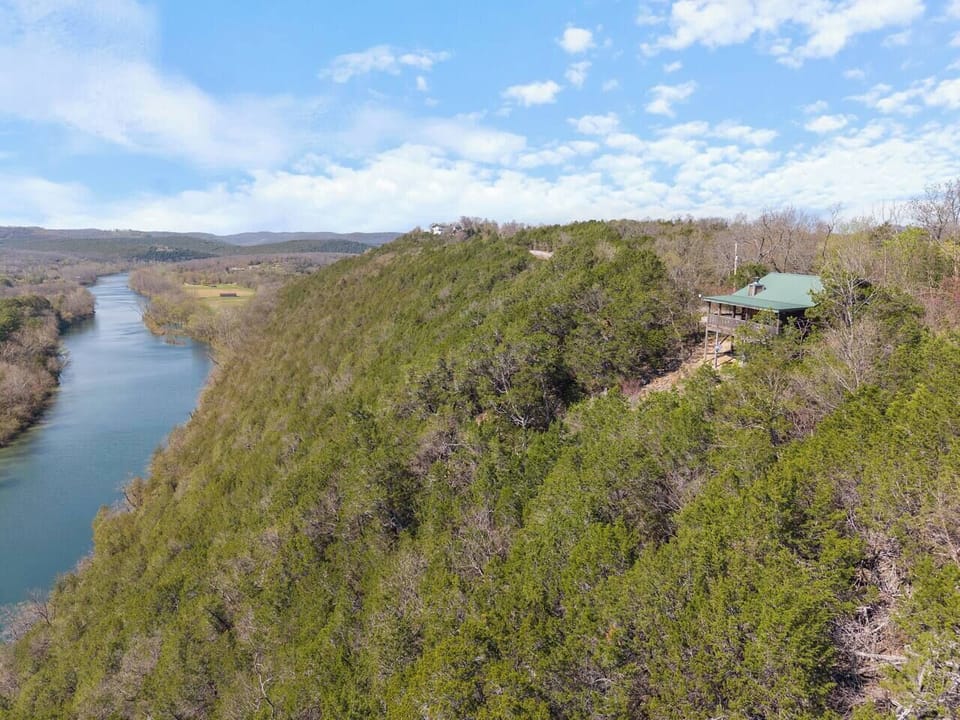 26f1dce0-b484-4853-99fa-74583b6d1802