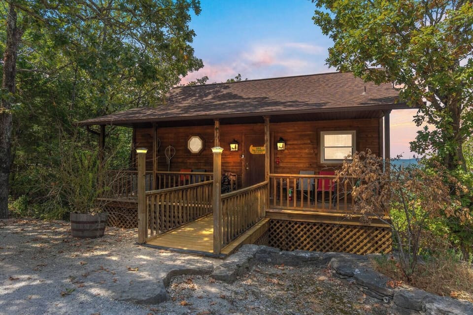 0f0fed46-2d4c-42ac-b308-75578165d6fd