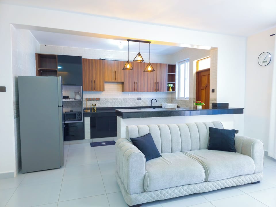 Living room & kitchen