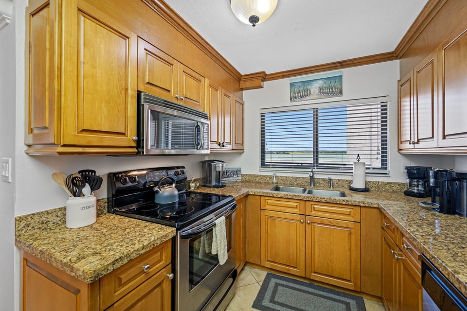Newly Updated fully equipped kitchen.