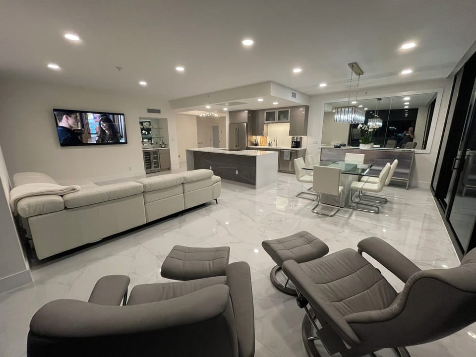 Earlier photo from the sitting area before TV wall unit was put in.