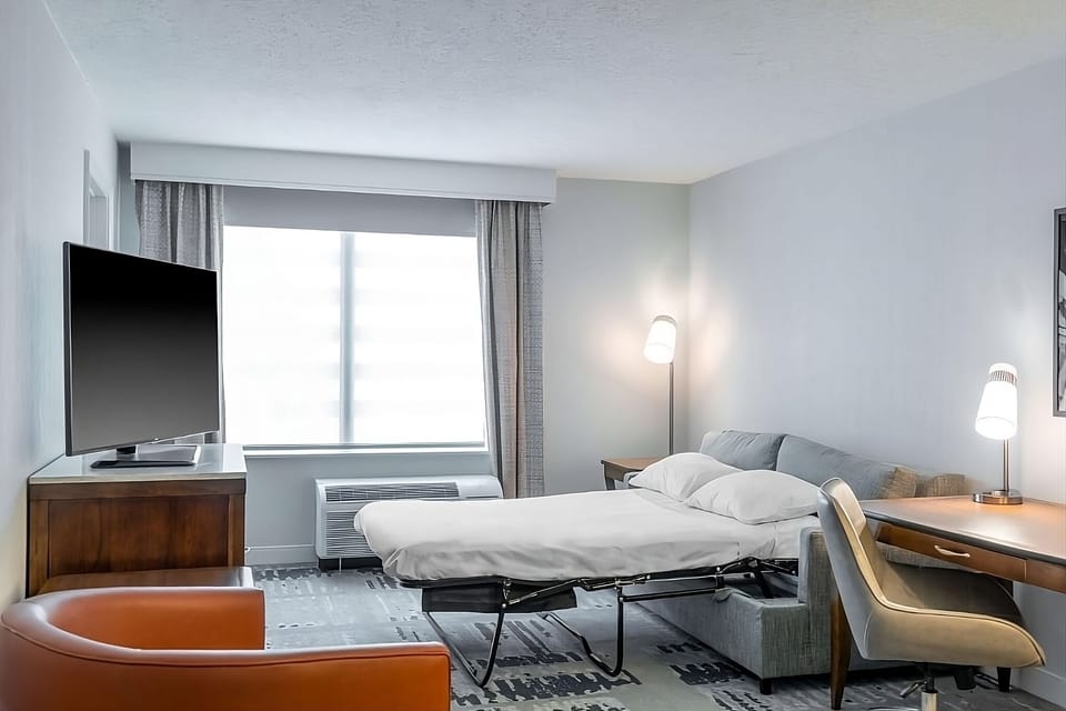 Host extra guests comfortably with the convenient pullout sofa bed.