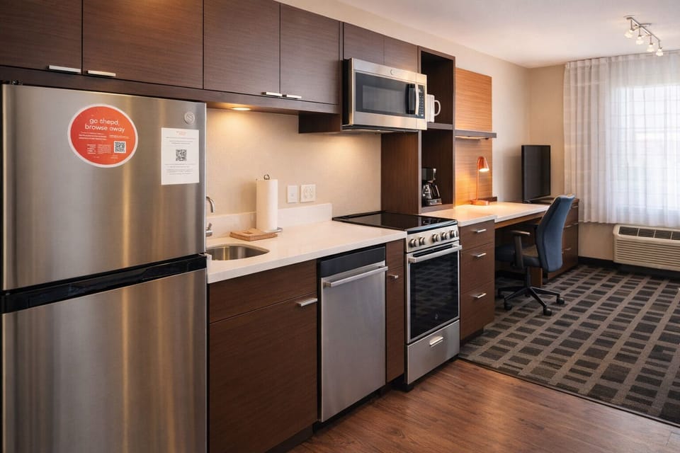 Settle in with full-size appliances for easy extended stays.