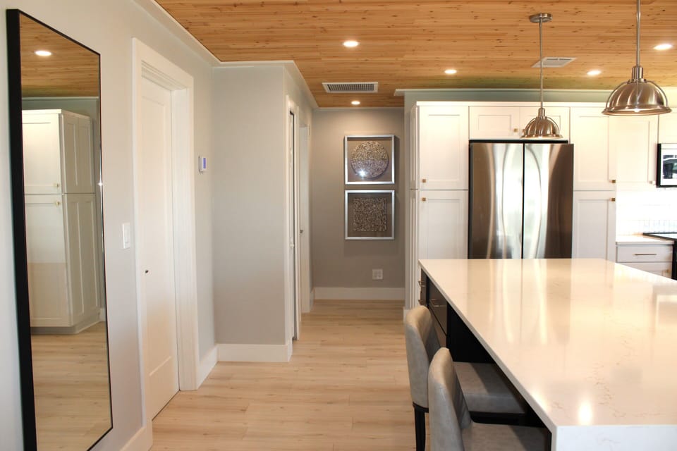 Kitchen to 2nd & 3rd bedrooms