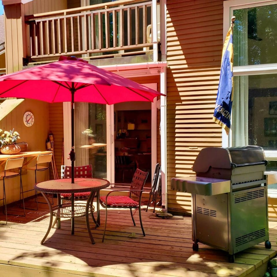 Outdoor dining area