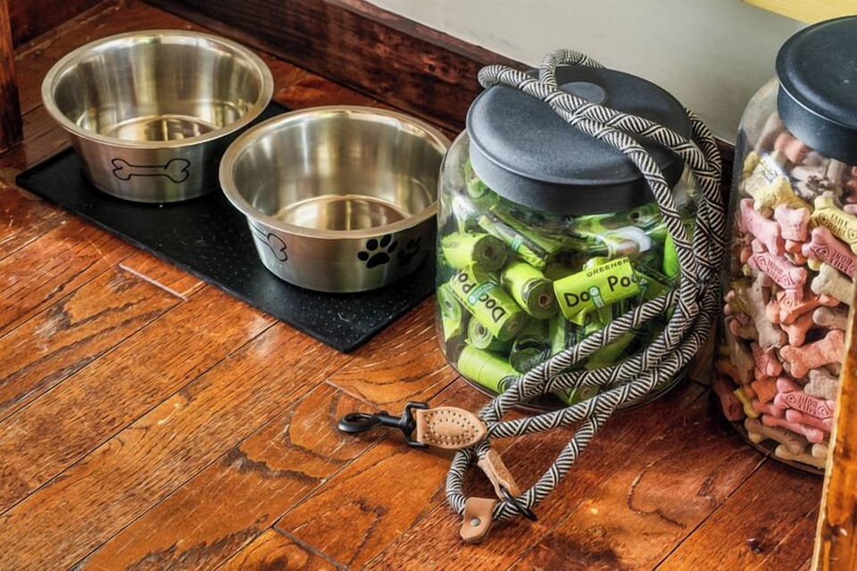 We love pets too – bowls, treats, and cleanup bags provided.
