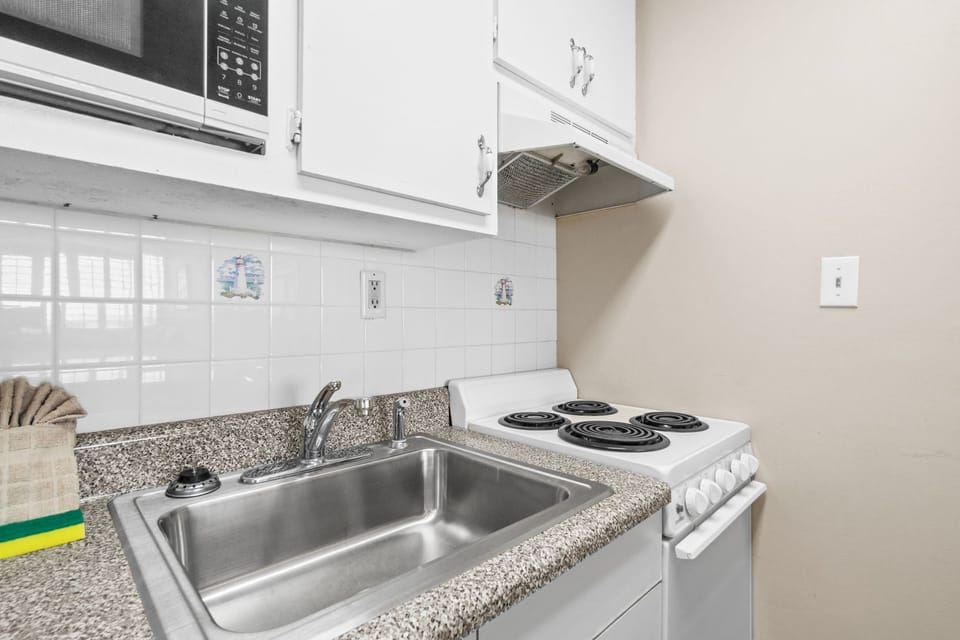 Kitchenette