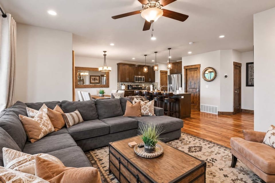 Living Room, main floor