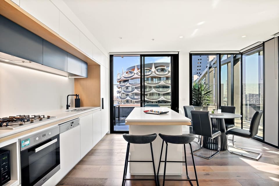 Kitchen/Dining Area