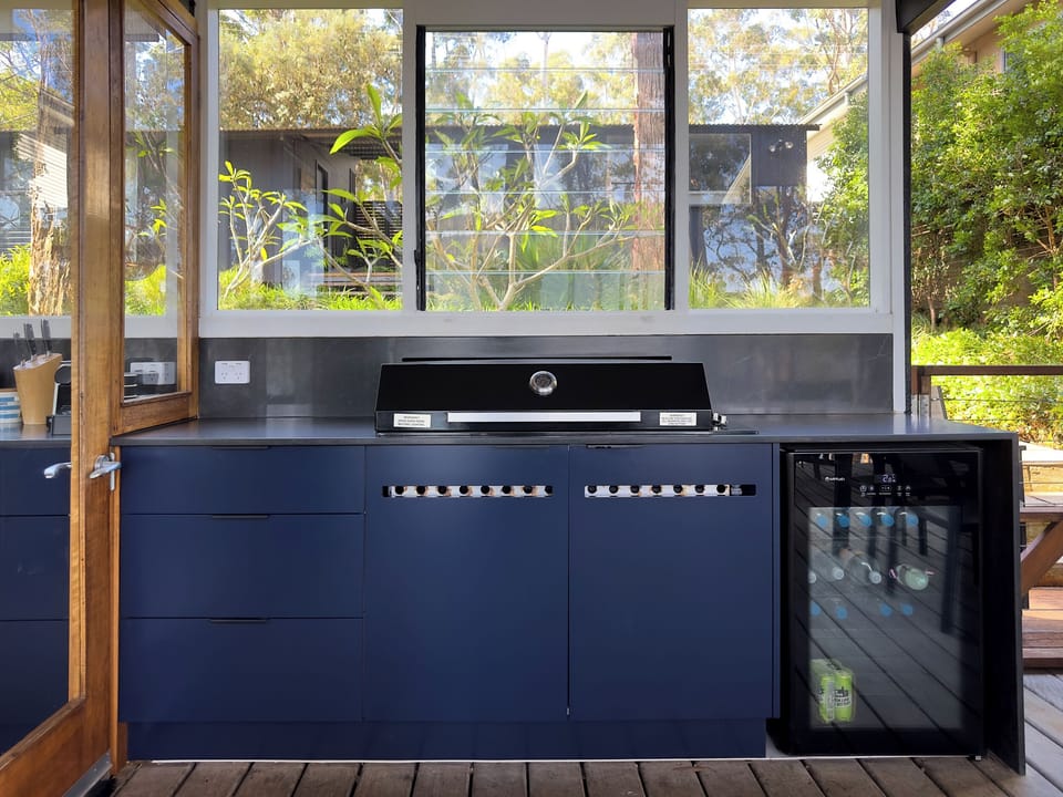 Deluxe gas BBQ and bar fridge