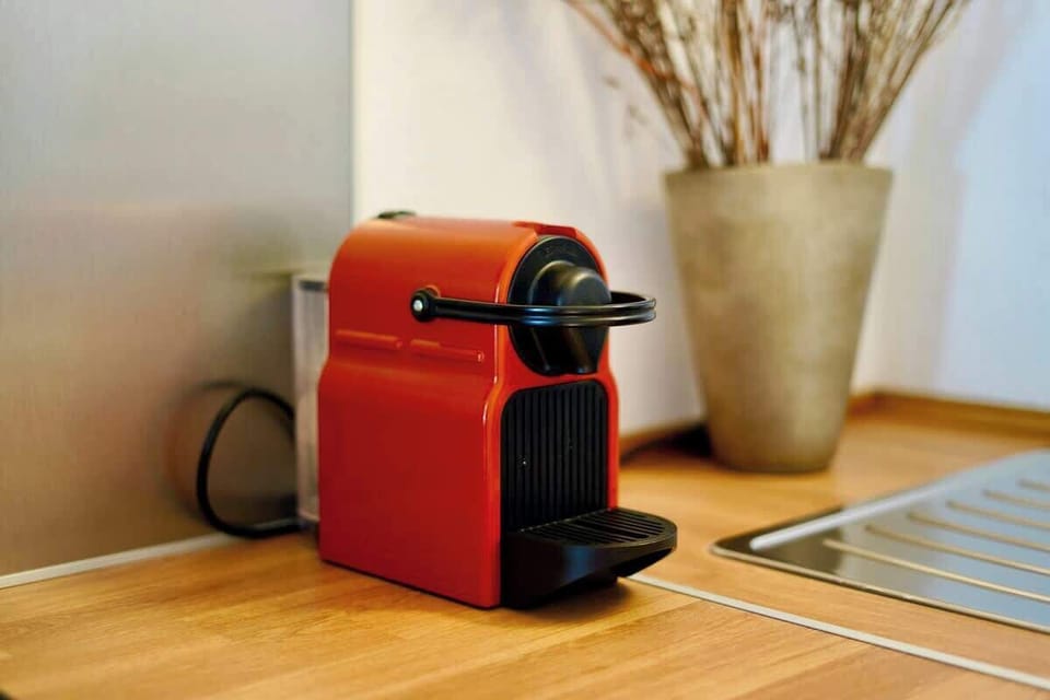 Leckerer Kaffee ist ein Muss? Das sehen wir genaus! Deshalb kannst Du Dir gerne bei uns jederzeit einen köstlichen Kaffee als Kickstarter in den Tag gönnen!