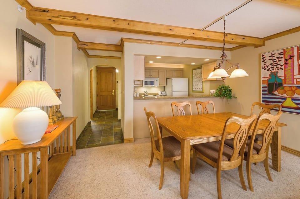 Example Photos - Dining Table, Bar Stool Seating
