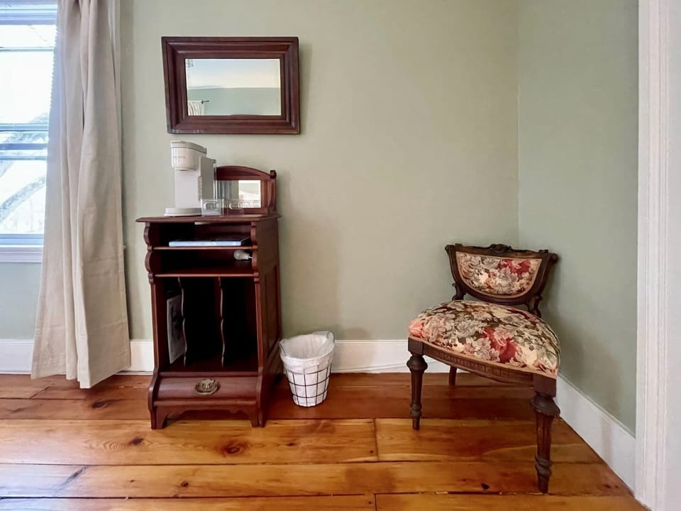Keurigs are found in every suite with both coffee and tea pods for added comfort. 