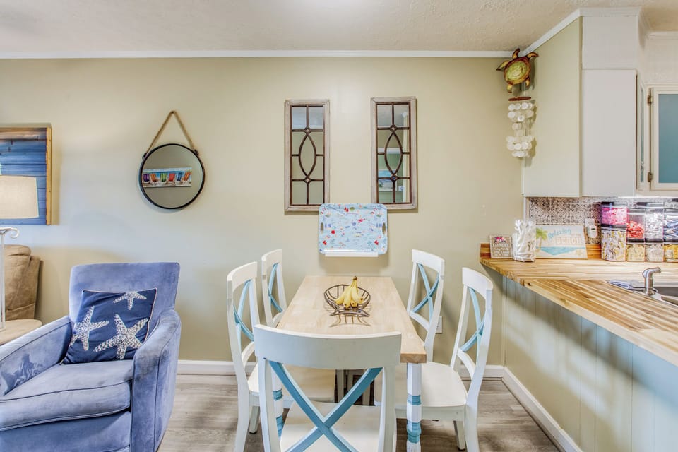 Dining Room | Central A/C & Heat