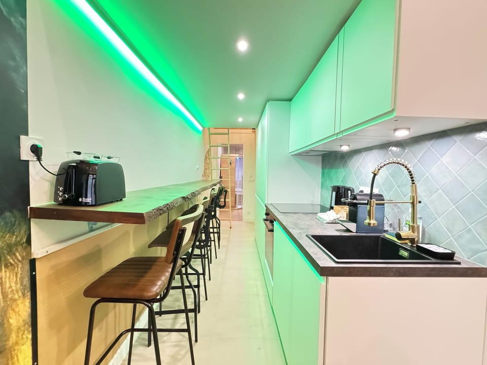 Private kitchen