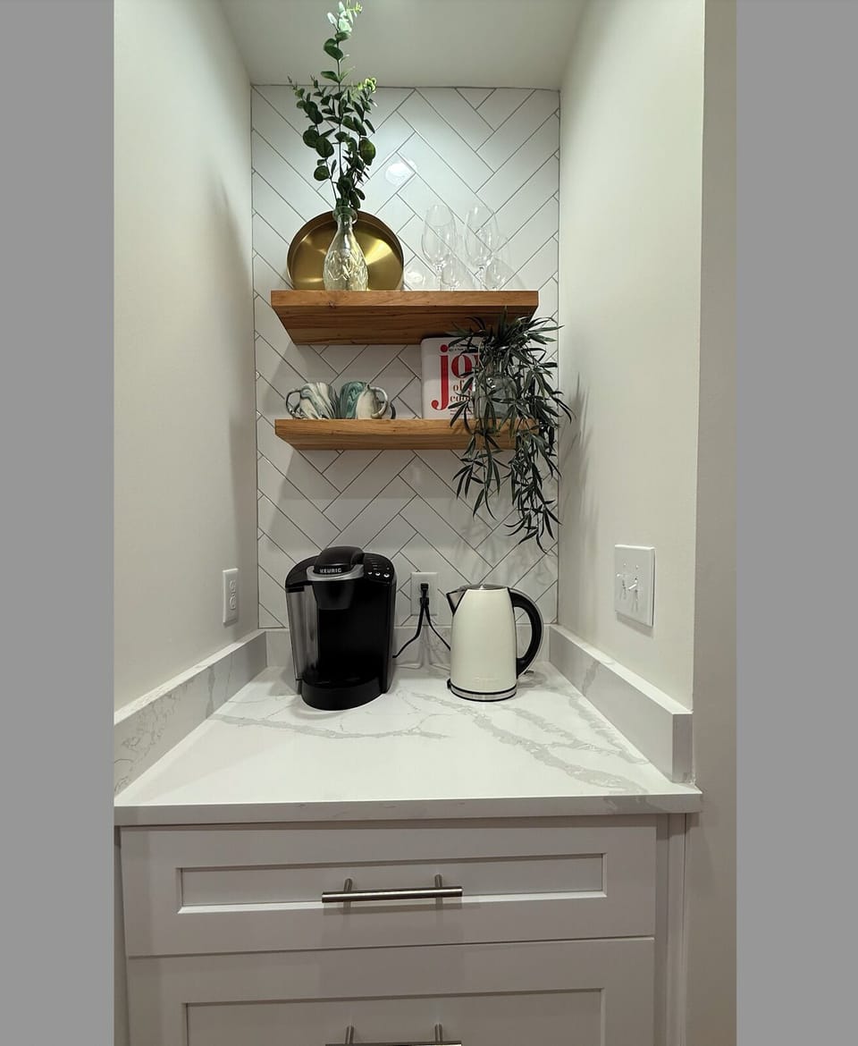 Coffee & Tea Bar