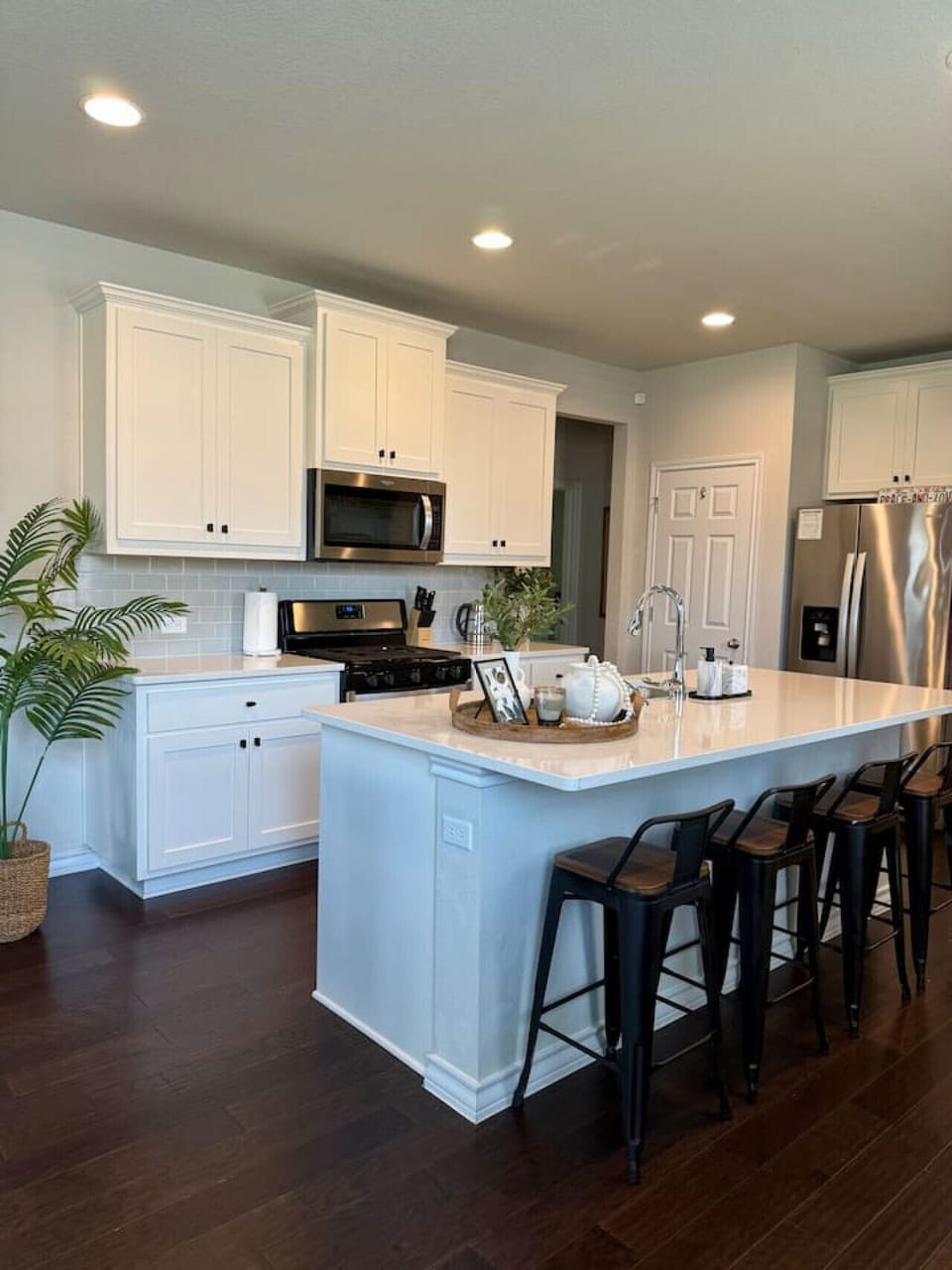Fully Equipped Kitchen with Stainless Appliances & Quartz Island