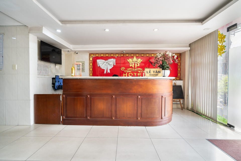 Entrance / Reception