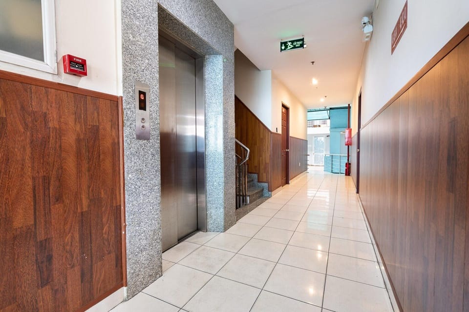 Entrance / Reception