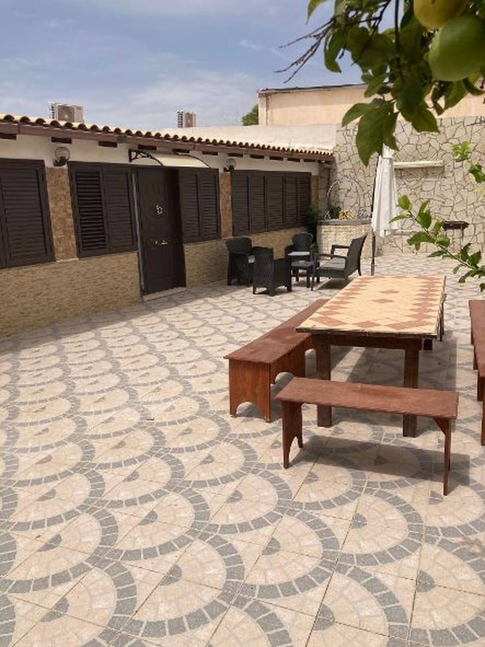 Outdoor dining