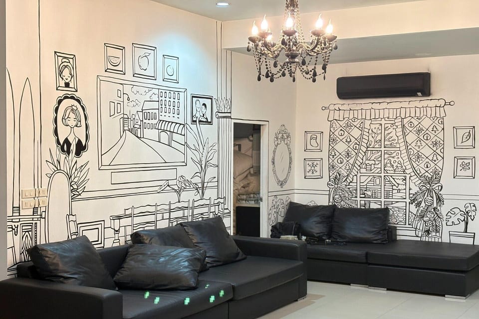 Entrance / Reception