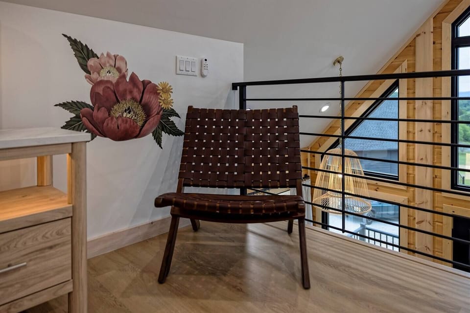 King Loft Sitting