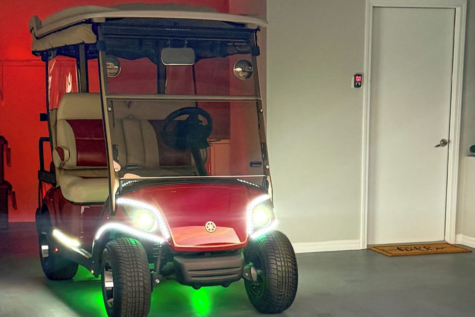 4-Person Golf Cart w/ Trunk (Waiver Required)