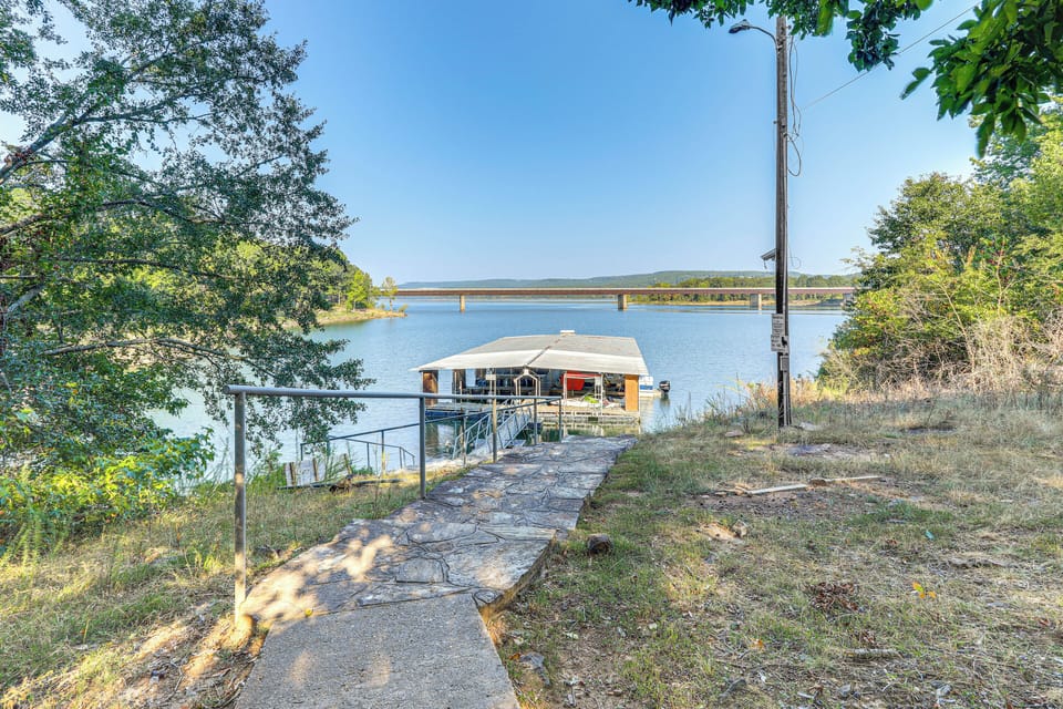 Shared Boat Dock w/ Private Slip | Lake Access