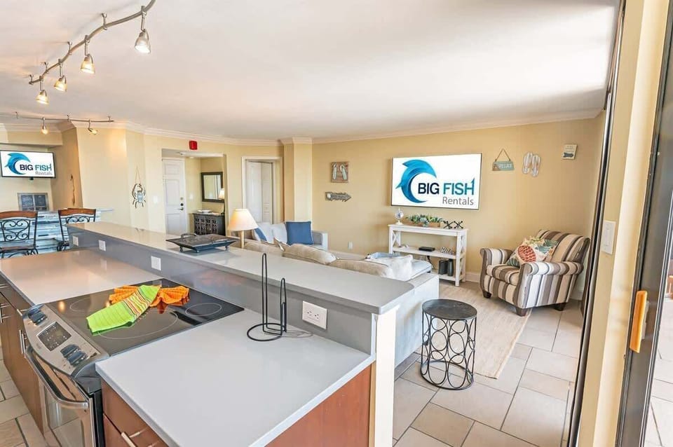 Full-Sized Kitchen