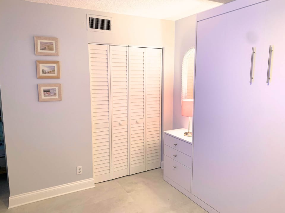 2BR Murphy Bed Wall and Closet