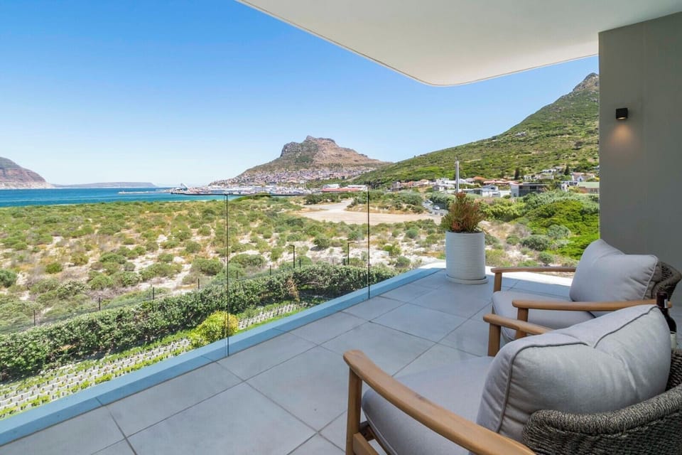 Beach House Studio with  Scenic Hout Bay Views (33709)