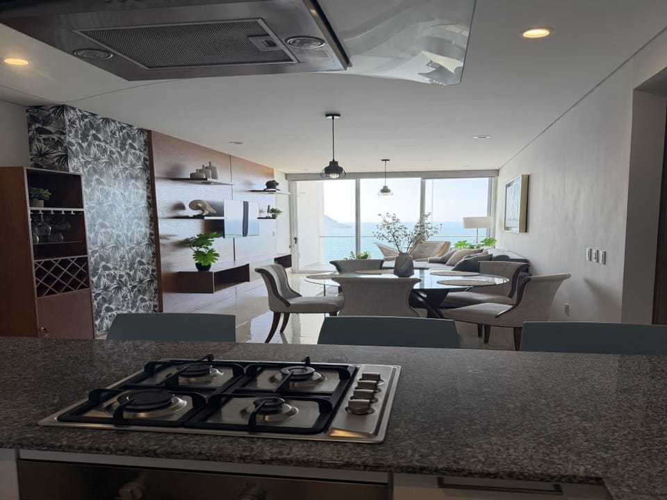 Sunset Paradise at Camino al Mar (2318)