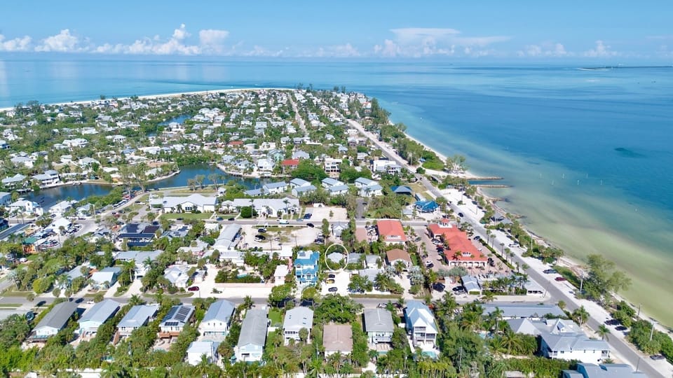 Tiny Tides by Anna Maria Island Accommodations