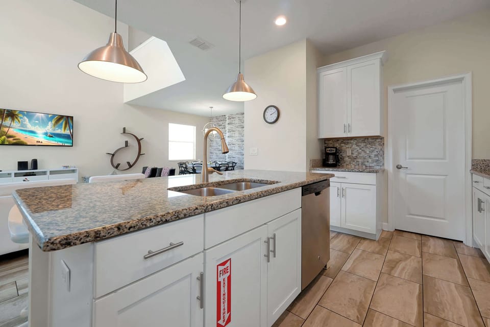 Seamless flow from kitchen to living space