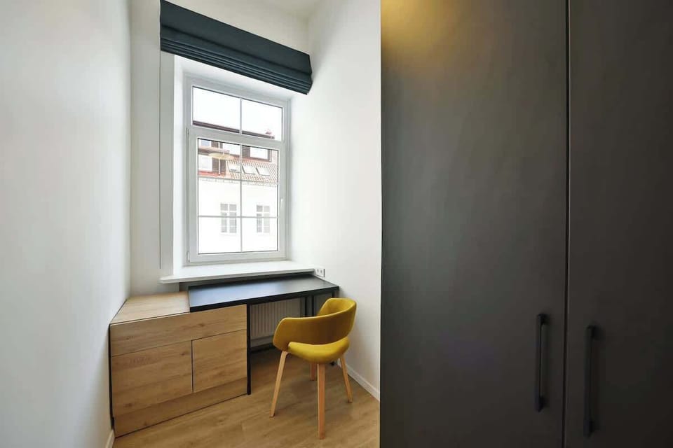 Bedroom 1 with the fireplace 