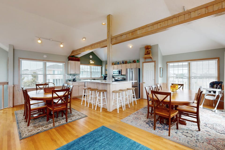 CL191: High Adventure | Dining Area