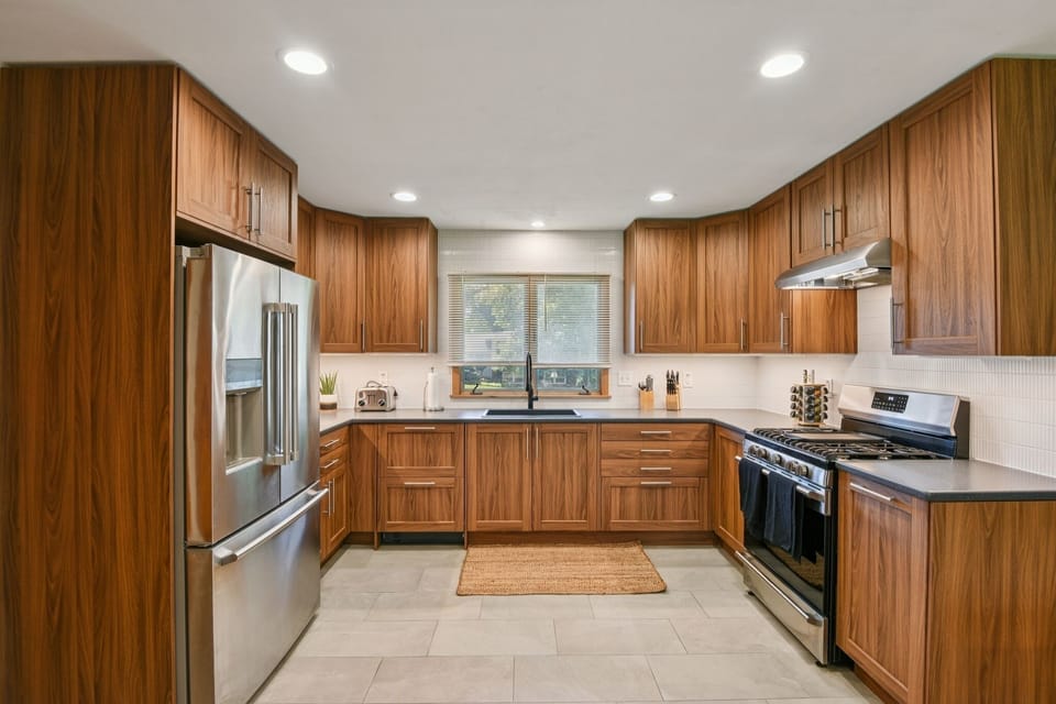Indoors, Kitchen, Floor, Flooring, Appliance