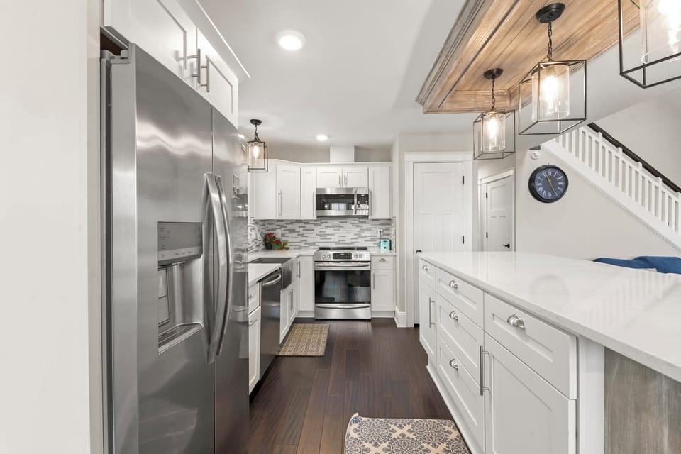 KDS0705: Beachy Dunes OBX | Mid Level Kitchen