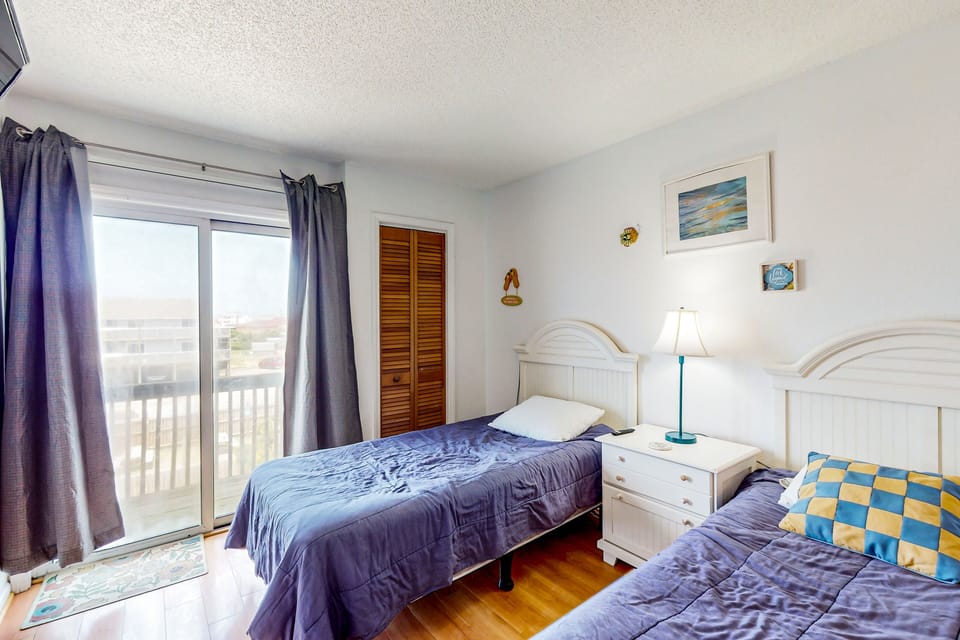 KDS011: Outer Banks Escape | Bedroom 2